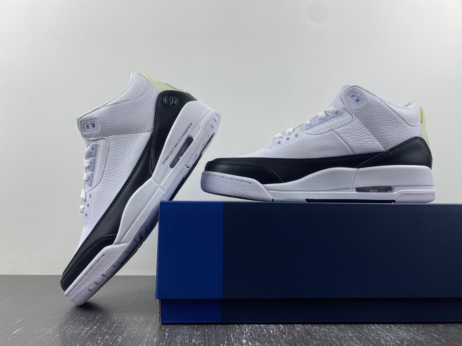 Air Jordan 3 Retro