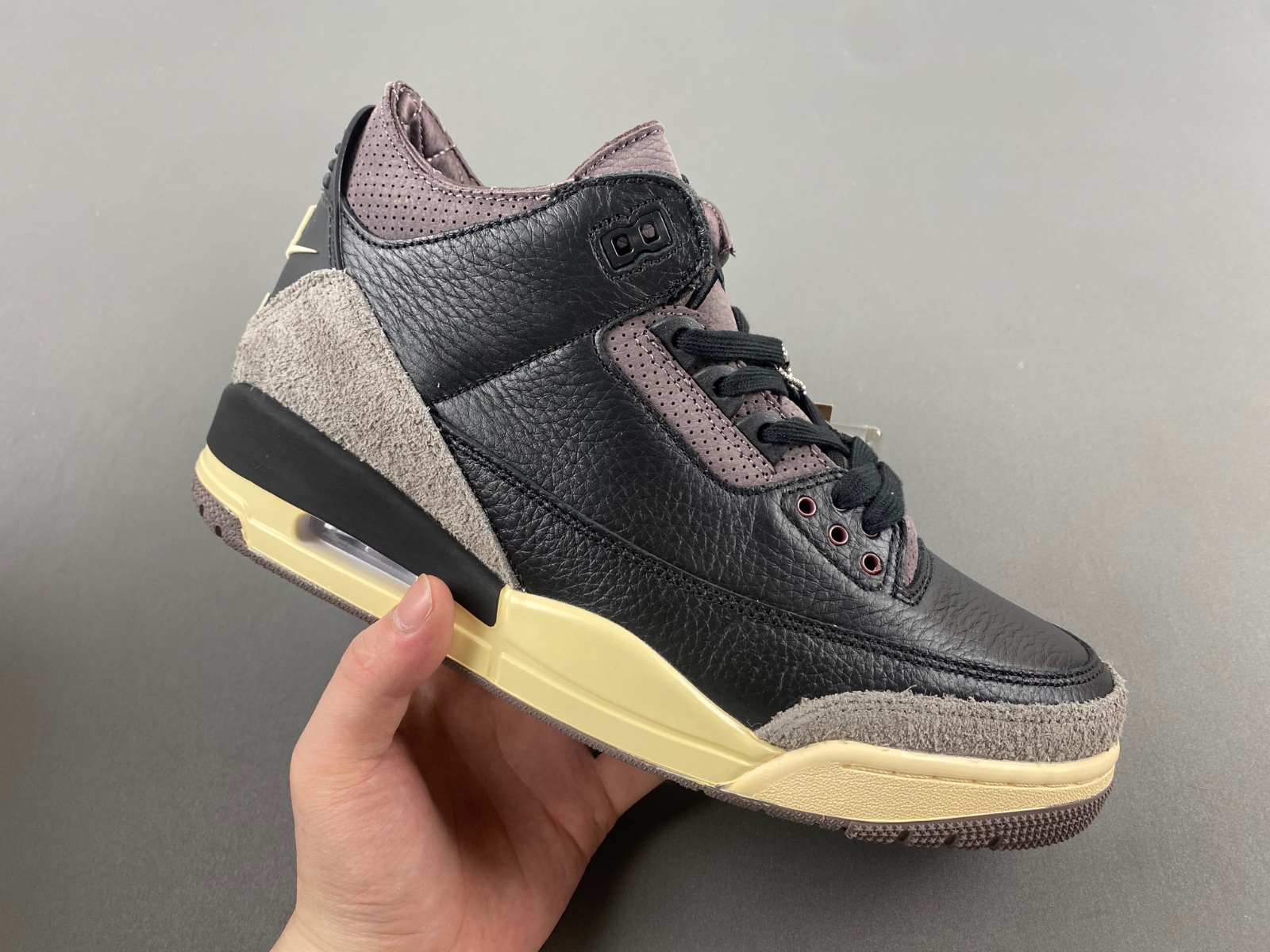 A Ma Manière x Air Jordan 3 FZ4811-001