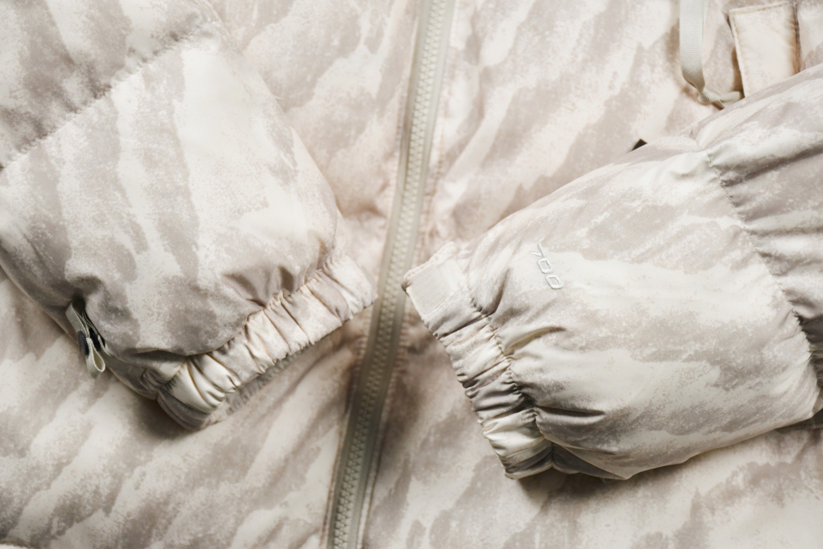 the n0*h f**e t*f 1996 down jacket nuptse beige