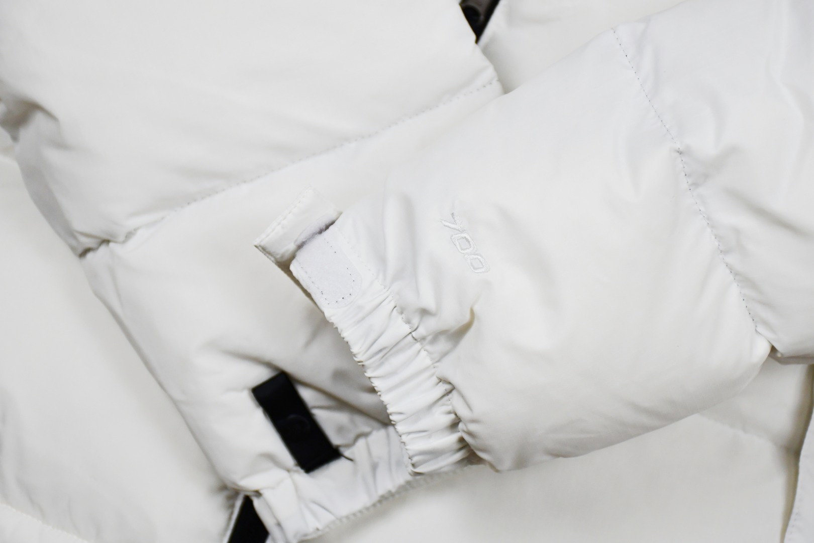 the n0*h f**e t*f 1996 down jacket white