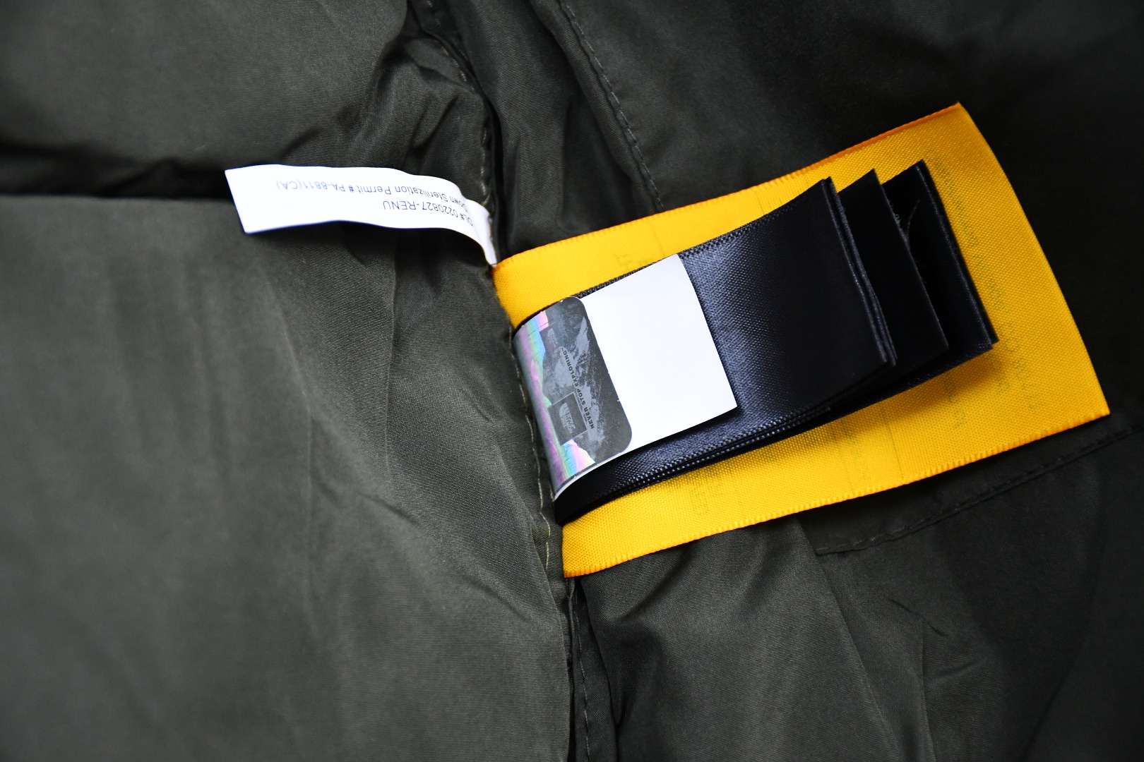 the n0*h f**e t*f 1996 down jacket army green