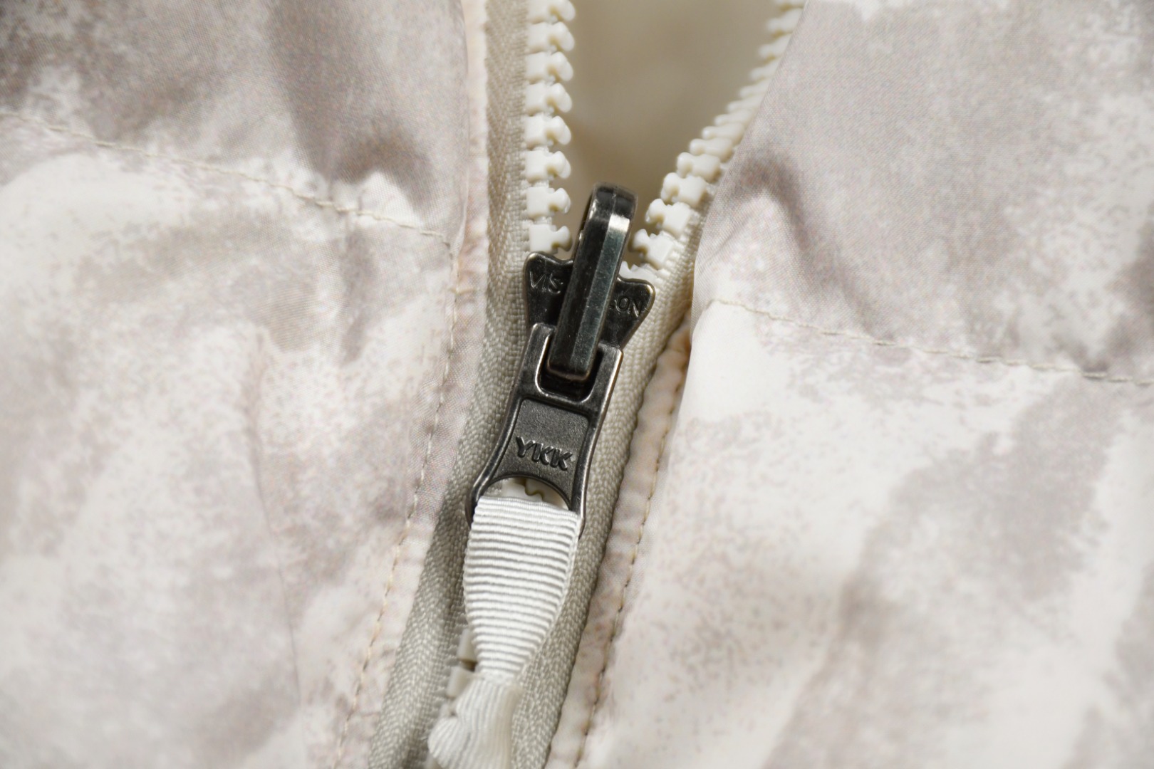 the n0*h f**e t*f 1996 down jacket nuptse beige