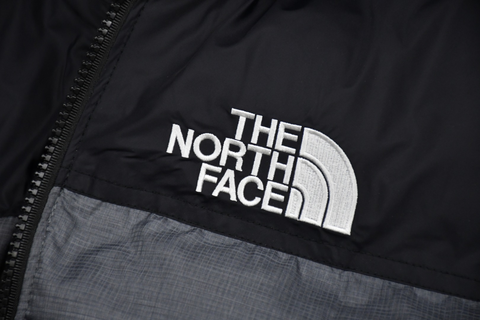 the n0*h f**e t*f 1996 down jacket grey